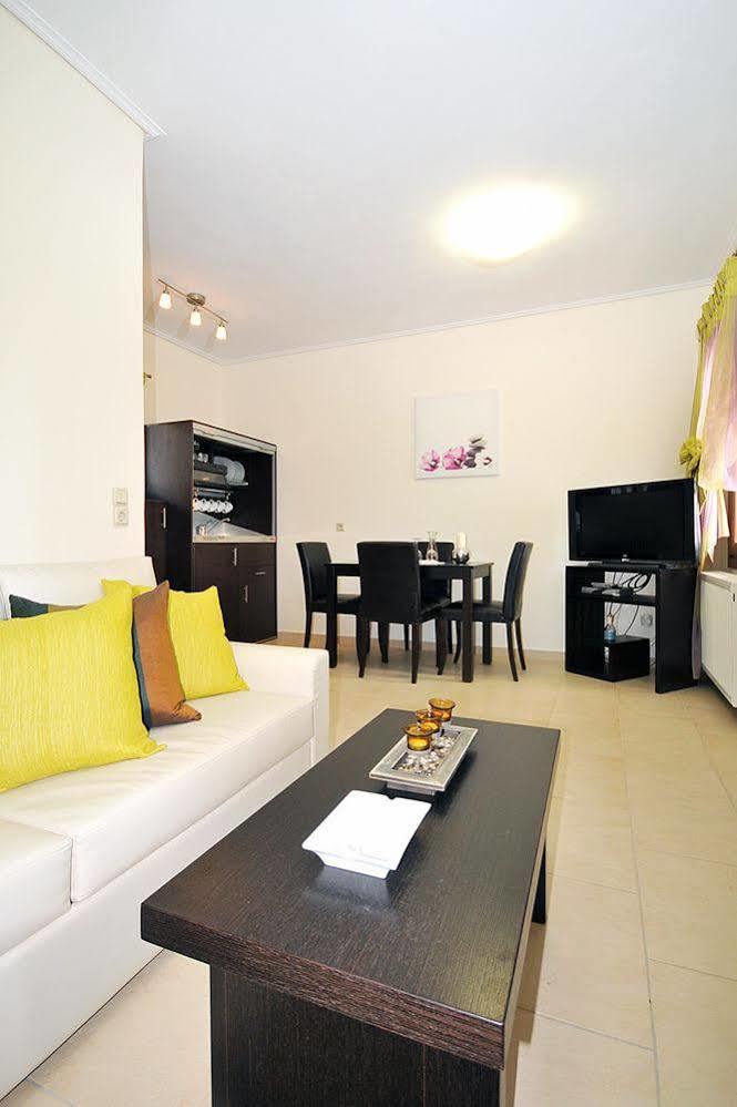 Aithra Apartments & Suites Gavrio Exterior foto